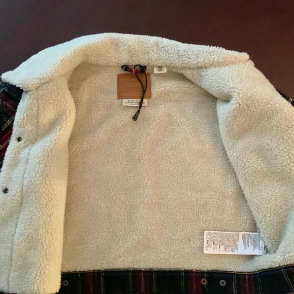 NWOT Levi’s Ladies 90’s Trucker Sherpa jacket - Size Large - Picture 8 of 11